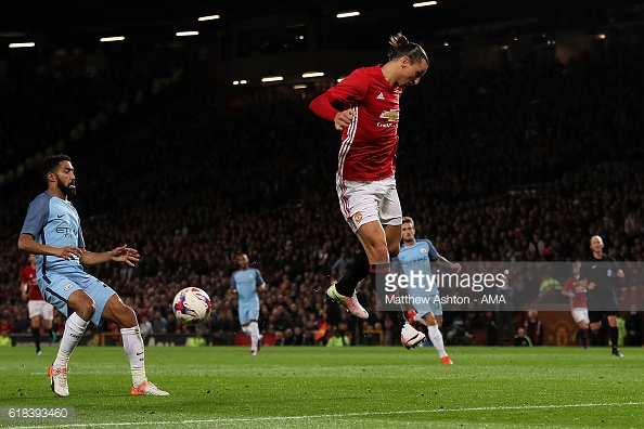 Above: Zlatan Ibrahimovic missing his chance in Manchester United's 1-0 win over Manchester City | Photo: Getty Images