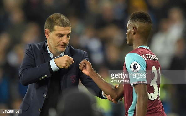 Above: Slaven Bilic with Edmilison Fernandes during West Ham's 2-1 win over Chelsea | Photo: Getty Images