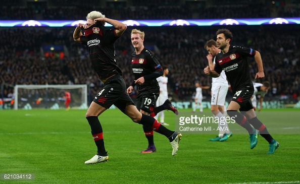 Kampl celebrates scoring the winner against Spurs | Photo: Catherine Ivill - AMA / Getty Images