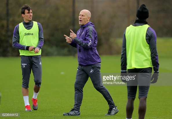 Bob Bradley hasn't enjoyed the best of starts at Swansea. Photo: Getty/ 