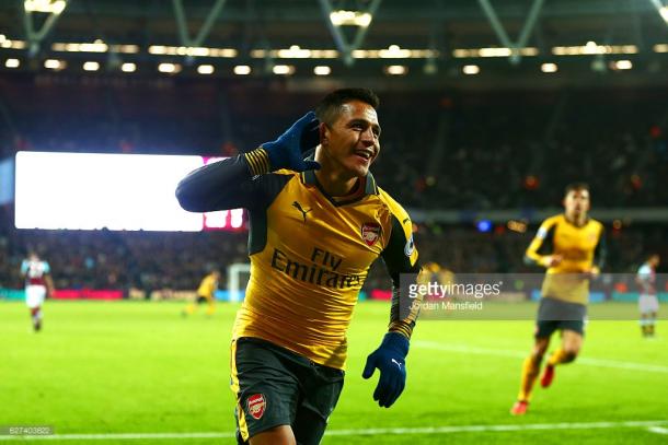 Sanchez sparkled on a cool night. | Photo: Getty Images/Jordan Mansfield