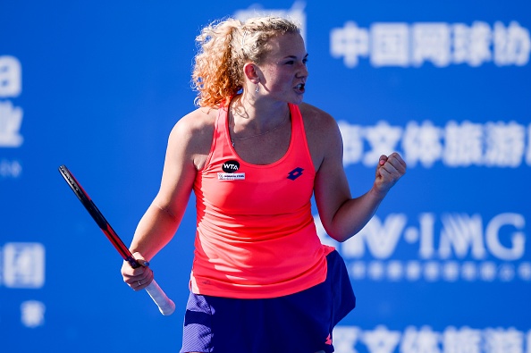 Siniakova completes the upset | Photo: STR/Getty Images