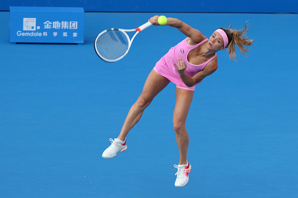 Camila Giorgi serving at the Shenzhen Open earlier in the year | Photo: Zhong Zhi/Getty Images