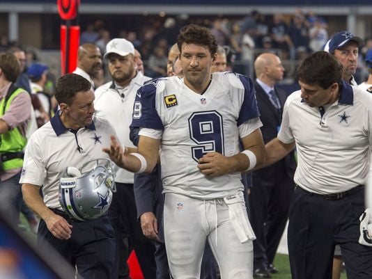 A hairline fracture of his left collarbone saw Romo's season cut short (Photo: Getty Images)