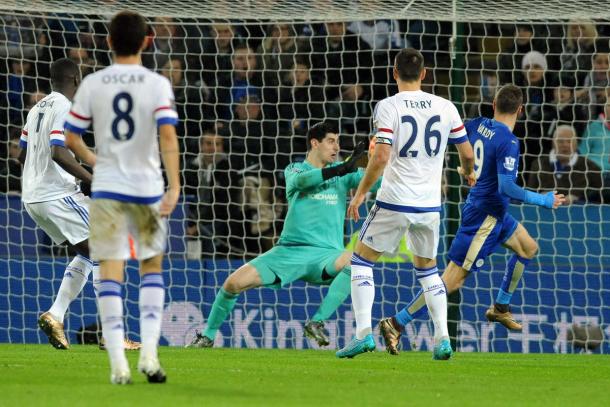 Vardy abrió el marcador ante el Chelsea la temporada pasada. Foto: AP