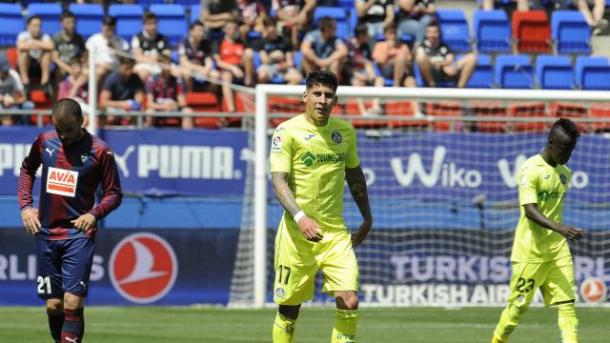 Olivera tras marcar el 0-1 y su primer gol. / Foto: La Liga