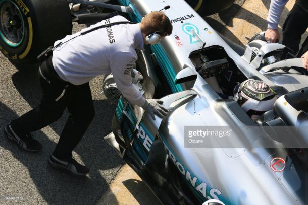 A small shunt didn't affect Bottas' running too much. | Photo: Getty Images/Octane