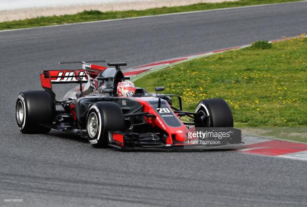 Magnussen ran with a very shaky T-Wing. | Photo: Getty Images/Mark Thompson