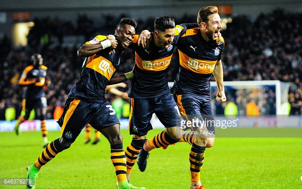 Ayoze Perez celebrate his late winner at the Amex (Photo: GettyImages/ Serena Taylor)