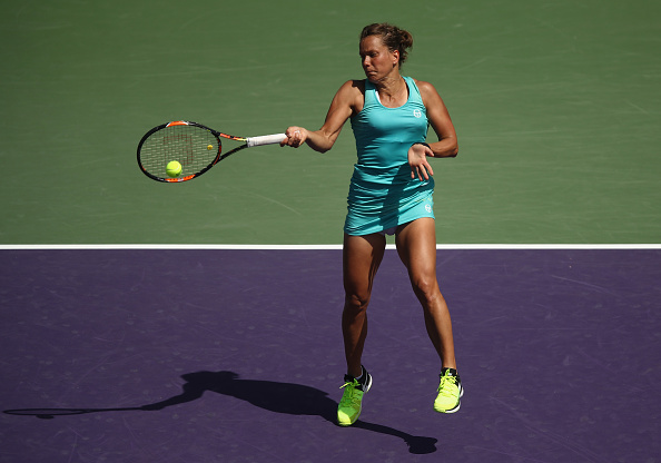 Strycova fights back | Photo: Julian Finney/Getty Images