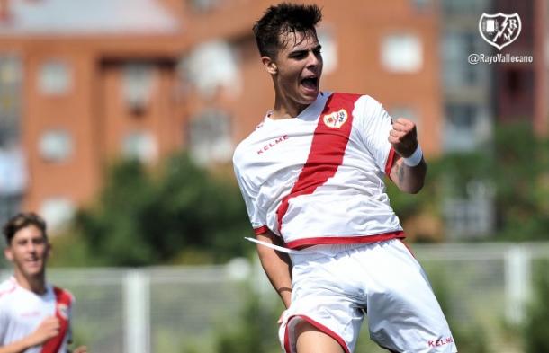Igor celebrando su gol | Fotografía: Rayo Vallecano S.A.D.
