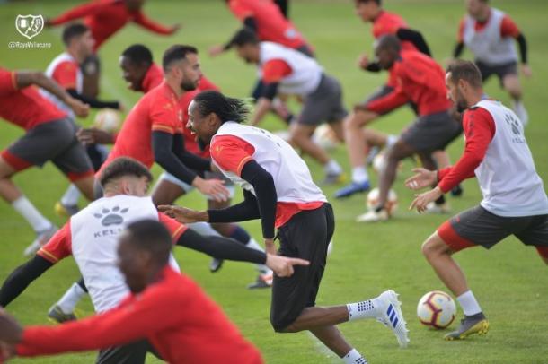 Jugadores del Rayo Vallecano durante el entrenamiento | Fotografía: Rayo Vallecano S.A.D.