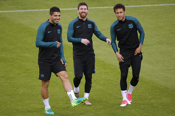 Suárez, Messi e Neymar (Foto: Marco Bertorello/AFP)