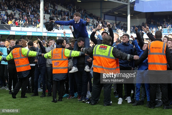 QPR fans taunt Forest's away support at full-time. (picture: Getty Images / Harry Hubbard)