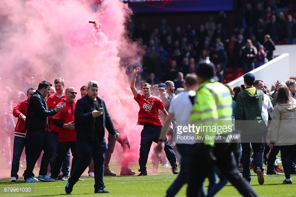 Jubilant scenes at The City Ground at full-time. (picture: Getty Images / Robbie Jay Barratt - AMA)
