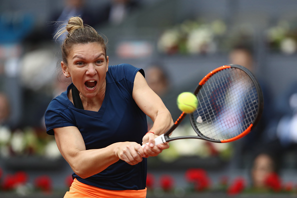 Halep takes the lead in the decider | Photo: Julian Finney/Getty Images