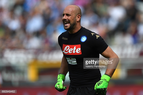 Benitez is still chasing Reina's signature (Photo: GettyImages/ Velerio Pennicino)