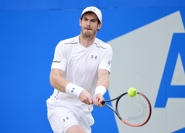 Andy Murray plays a return (Photo: Anadolu Agency)