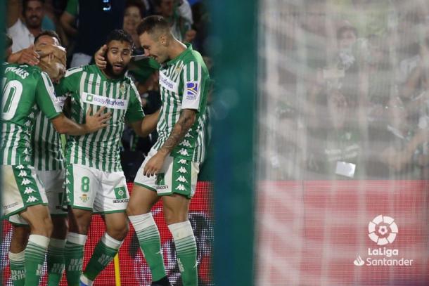 Jugadores del Betis celebrando un gol | Fotografía: La Liga