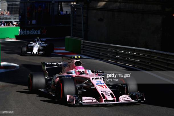 Ocon still managed to get points. | Photo: Getty Images/Clive Rose