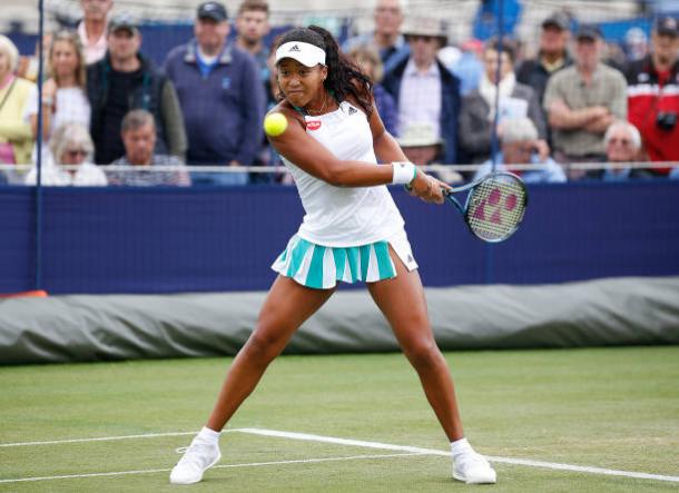 Osaka in action in Eastbourne last season (Action Plus/Honbo Chen)