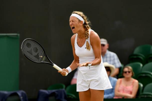 Victoria Azarenka during her fourth round loss at Wimbledon to Simona Halep (Getty/Shaun Botterill)