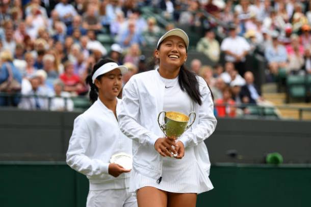 Claire Liu after taking the junior title at Wimbledon (Getty/Shaun Botterill)