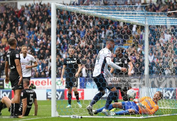 Madine's header got Wanderers back into the match. (picture: Getty Images / Andrew Kearns - CameraSport)