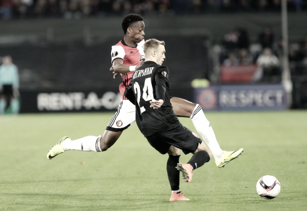Terence Kongolo en el enfrentamiento de Europa League frente al Zorya / Foto: Feyenoord Official Website