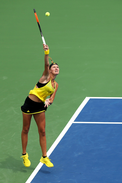 Mladenovic fights back | Photo: Maddie Meyer/Getty Images