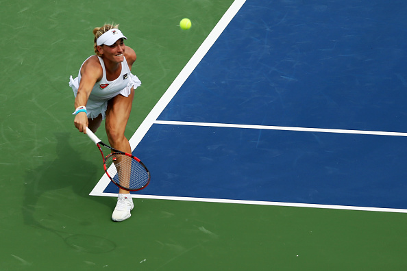 Babos comes from behind to level the second set | Photo: Maddie Meyer/Getty Images