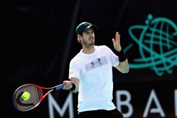 Murray practicing in Dubai earlier this week (Getty/Francois Nel)