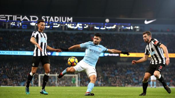 Agüero marcó por triplicado | Foto: Premier League.
