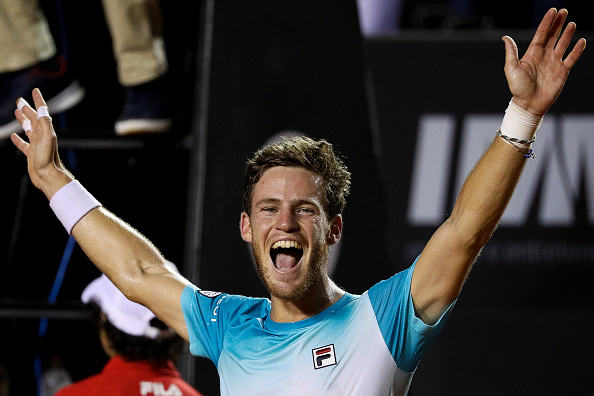 Diego Schwartzman celebrates after winning the Rio title (Photo: Buda Mendes/Getty Images)