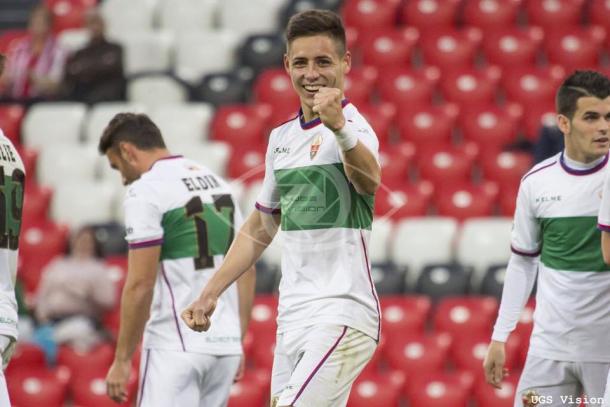 Álex Moreno celebrando su gol ante el Bilbao Athletic | Fotografía: Elche CF
