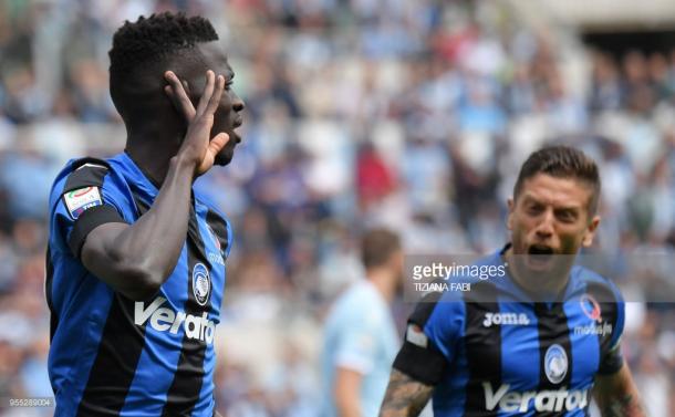 Barrow celebrando el gol ante la Lazio. / Foto: Gettyimages