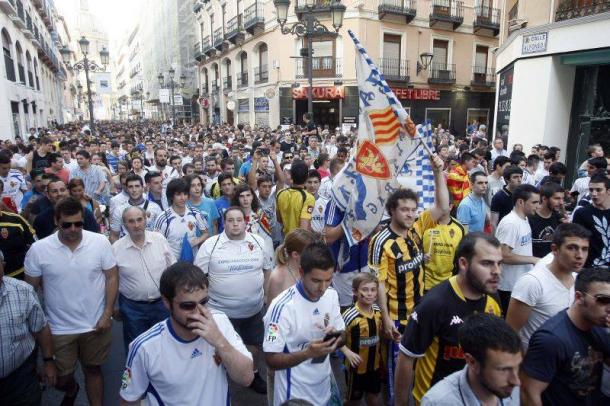 La Calle Alfonso albergó el primer tramo de la manifestación. Foto: El Periódico.