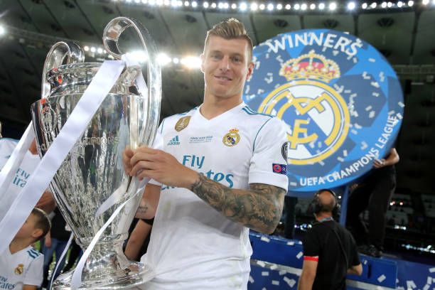 Toni Kroos feliz tras haber conseguido la Champions League. Foto: Web.
