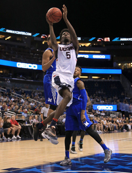 Daniel Hamilton stepped up for UConn in the win (Photo: Mike Ehrmann/Getty Images).