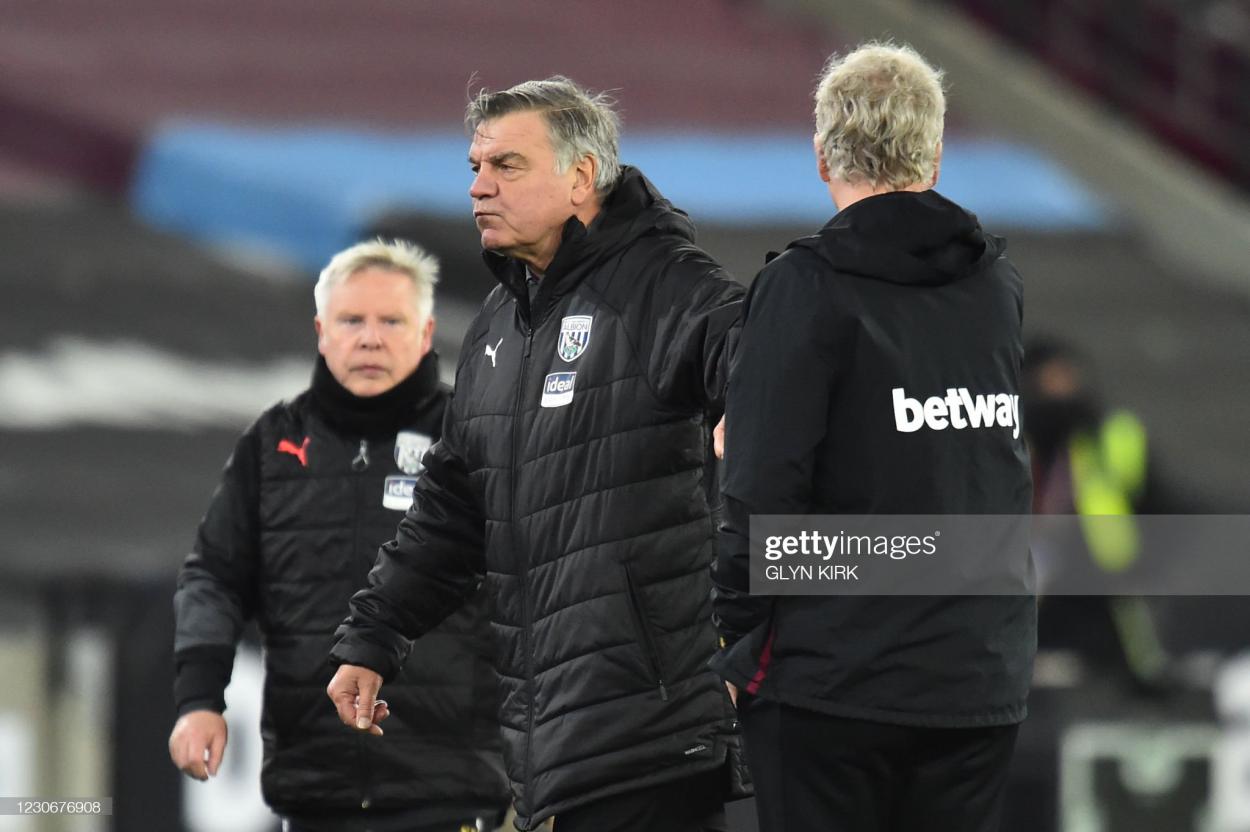 Allardyce and Moyes at the final whistle the last time they both met - ( Photo by Glyn Kirk/Pool/AFP via Getty Images)