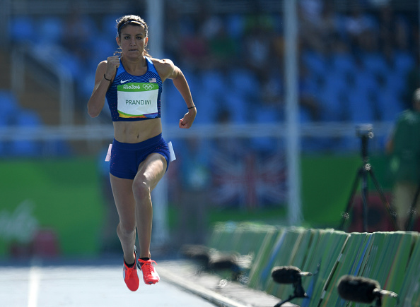 Jennifer Prandini races to victory in her heat of the 200-meters (AFP/Olivier Morin)