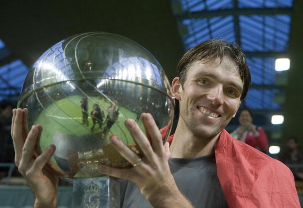 Ivo Karlovic after taking the title in 2007 (AFP/Stringer)