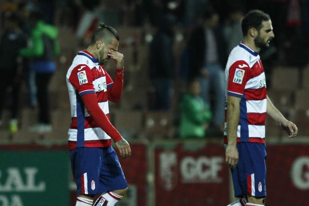 Miguel Lopes se lamenta tras el empate con el Espanyol | Foto: Antonio L. Juárez