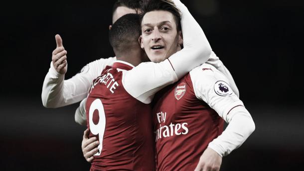 Özil y Ramsey fueron las grandes figuras del partido | Foto: Arsenal