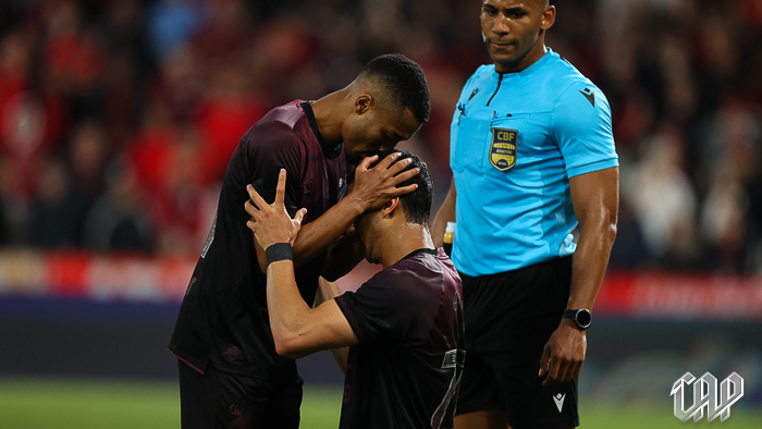 Julimar brilha, Athletico-PR vence Amazonas e se reabilita na S&eacute;rie B -  VAVEL Brasil