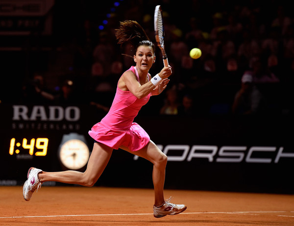 Agnieszka Radwanska hitting a forehand against Pliskova | Photo: Dennis Grombkowski/Bongarts