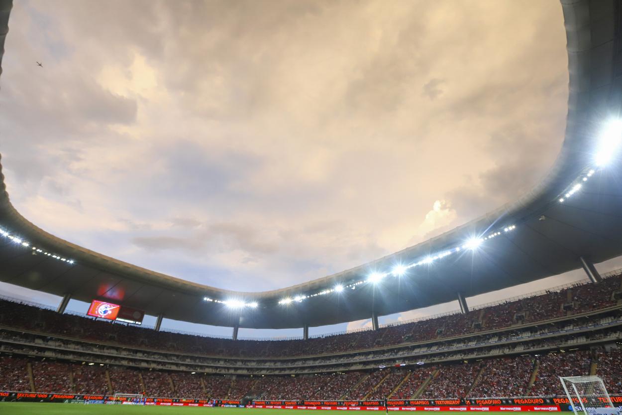 El estadio Akron lleno/Imagen:Chivas