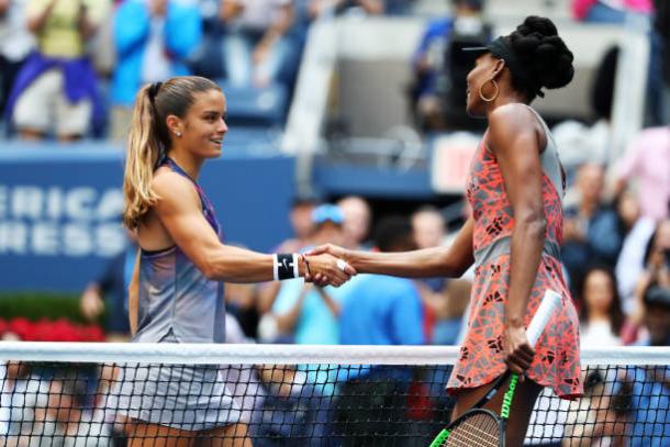 Sakkari and Williams meet after their encounter (Getty/Al Bello)