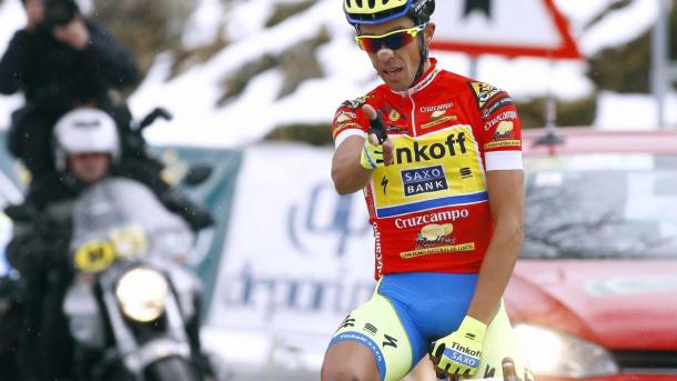 Contador, con el jersey rojo de la Vuelta a España. | Foto: WallStreet International
