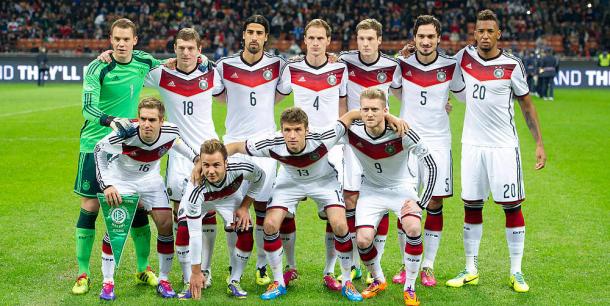 Alineación de un partido del mundial, nadie está en esta Confederaciones | Foto: DFB